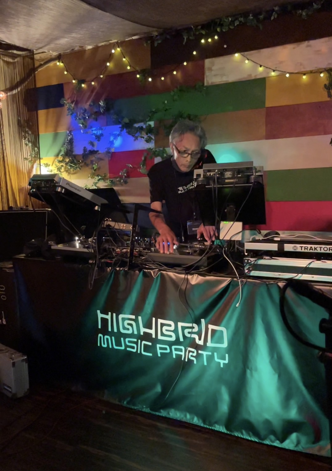 PHOTO GALLERY DJ KAOL